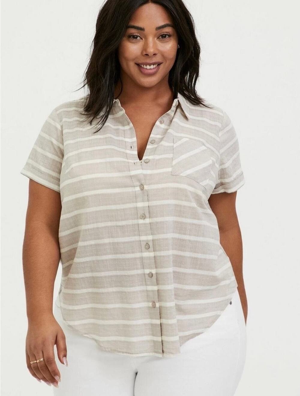 ✨2/$30✨ Torrid Woven Stripe Button Up Shirt Plus Size 4X Short Sleeve Casual